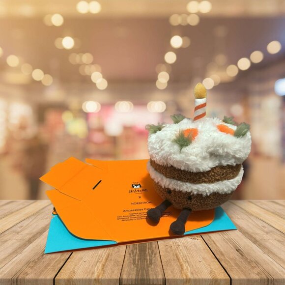 LIMITED EDITION Jellycat Chicago Nordstrom Edition Carrot Cake NWT in Box - Picture 5 of 6